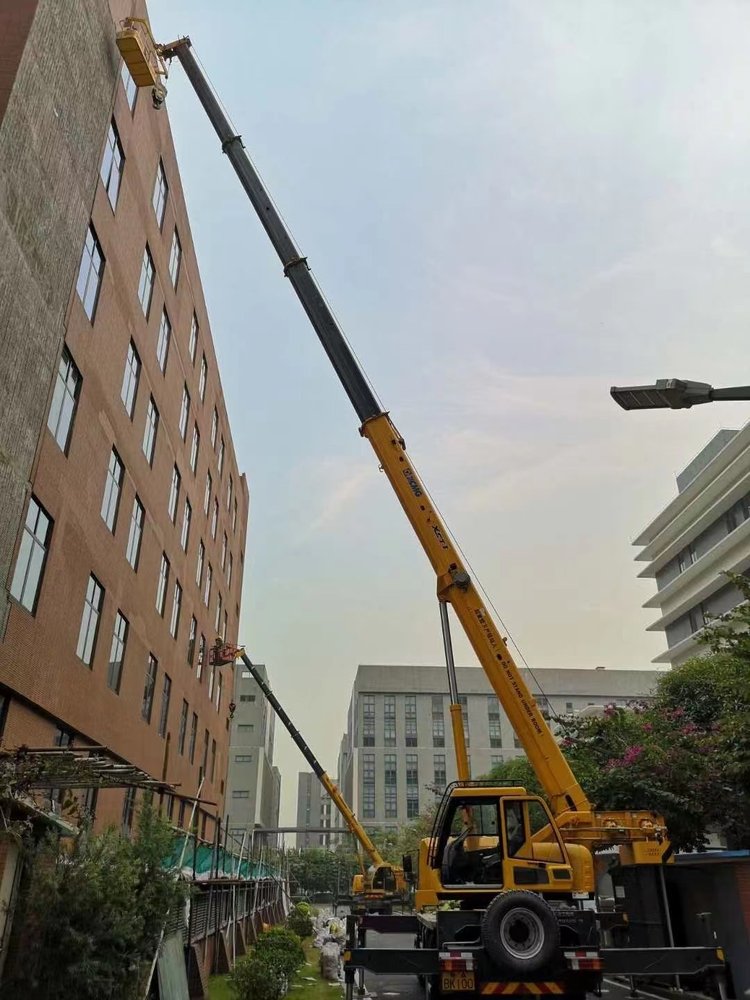 石壁镇汽车吊出租哪家好，选择最靠谱的服务商指南