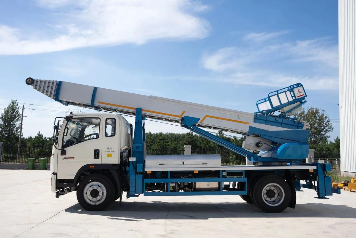 石壁镇云梯上料车租赁费用